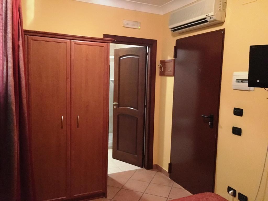 Hotel Stefano A Melito Melito di Napoli Exteriér fotografie