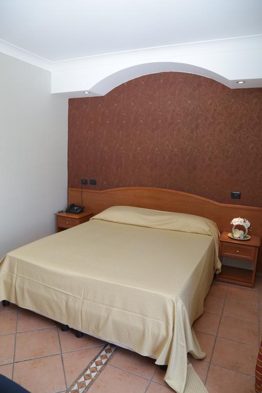 Hotel Stefano A Melito Melito di Napoli Exteriér fotografie