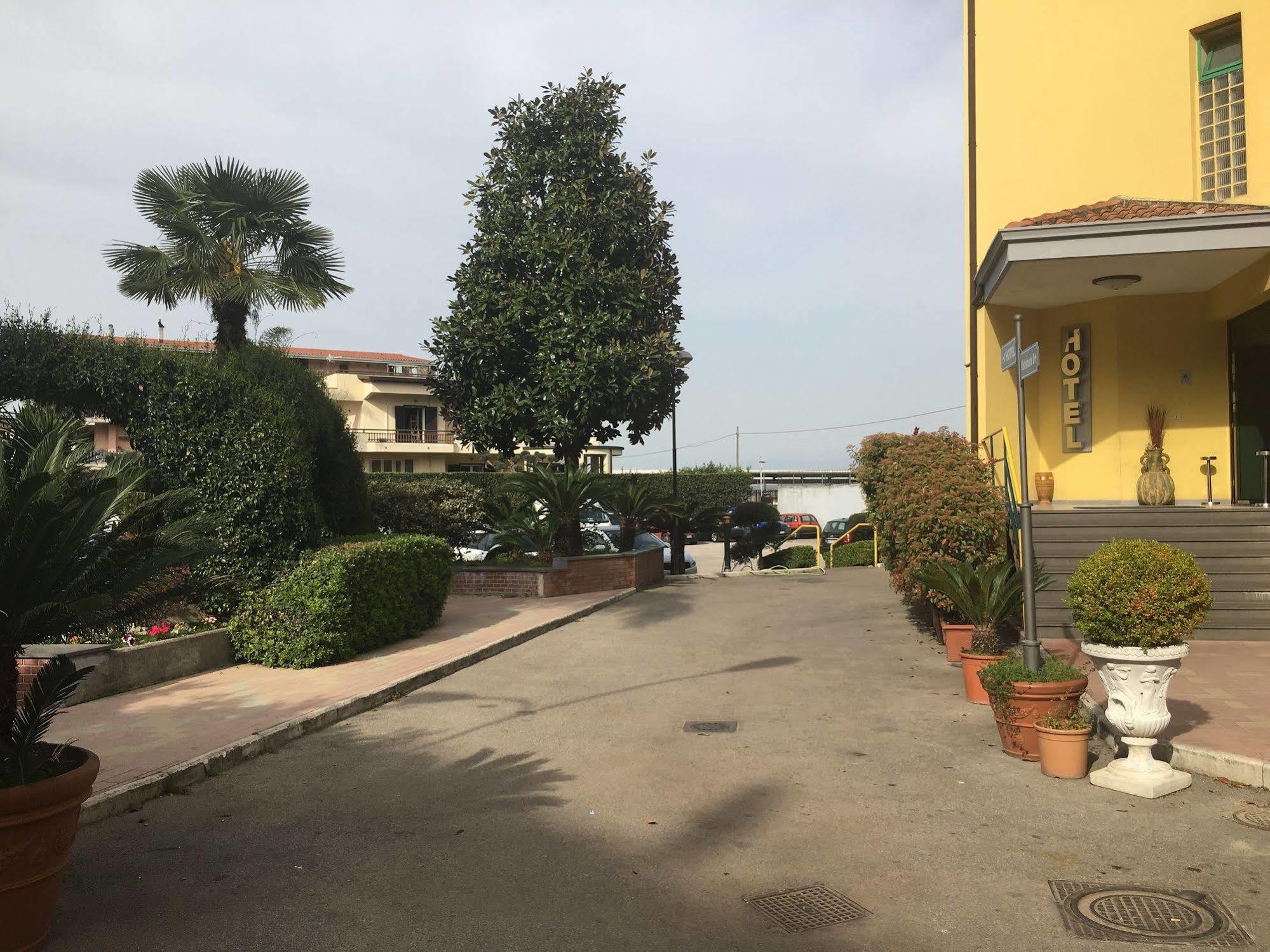 Hotel Stefano A Melito Melito di Napoli Exteriér fotografie